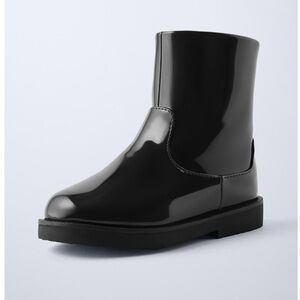 NWT Zara Size 8 toddler faux patent leather boots size zipper
